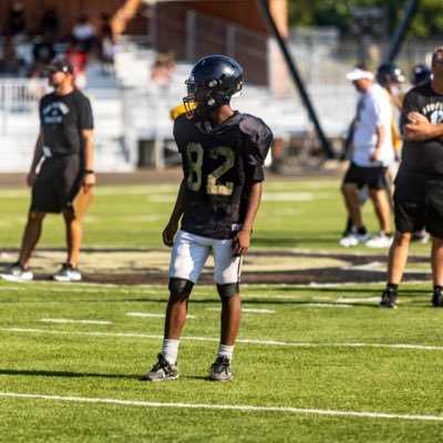 AngeloJoyceJR's profile picture. 5’5 125 | Class Of ‘28, WR/CB | Warren G Harding HS  | Email angelojoycejr@gmail.com