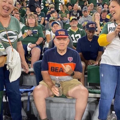 spags147's profile picture. Iowa🐤