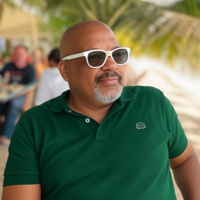 CorneliePascal's profile picture. Professeur 1D - Veille Numérique