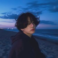 𓆉︎ (@kaelisea) 's Twitter Profile