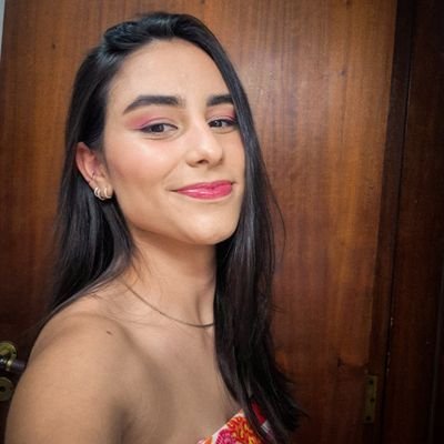 de tanto ser, só tenho alma e
quem tem alma não tem calma
