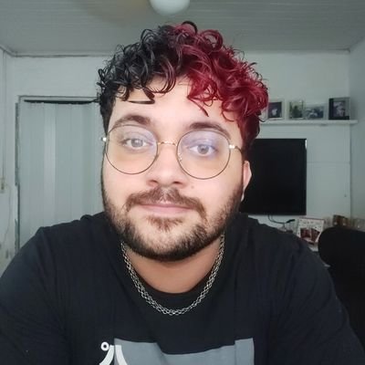 m_pandast's profile picture. Uma criatura livre num universo sem propósito ...