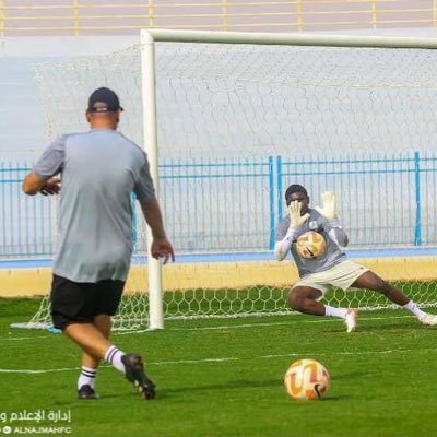 مدرب حراس مرمي ⛳️ بالدوري العماني ب الفريق الاول عدةسنوات👕والدوري السعودي عدة سنوات 👉ب الفريق وشباب وناشئين ⛳️ 👈النجمة 17 سنه دوري ممتاز 👈واتس 0510107371