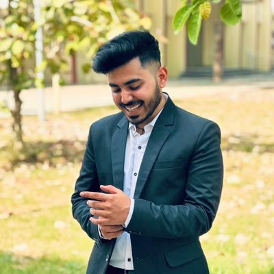Upcoming @Axtria | Ex @staderlabs, @NoBrokerHood @HelloCtruh, @RedOrangeAI, @DynaptMax & @HERE | IIT BHU'25 | GitHub:- @shreyanshvema7