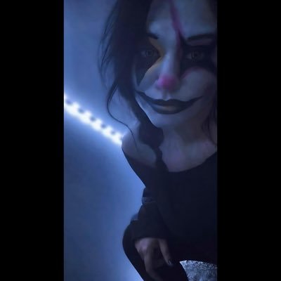 welcome, foolish mortals • movie dork // music junkie // pop culture nerd // jalapeño enthusiast // corgi monster wrangler // No DMs ♡