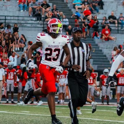 C/O 2027 6’4 210 DE/OLB/FS/Special Teams 3.67 GPA NCAA ID: 2404265383 Alexander High School ✨24-25 Honorable All Region (5A) Mention
