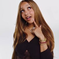 agostina (@cosmikera) 's Twitter Profile