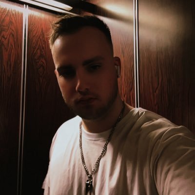Thomas | Manager @digitalcnnct | COO and Mind behind @nofatw Building the next gen. of social media
