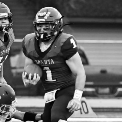@warhawkfootball RB Commit | 2x All Conference LB| Team Captain | #PoundTheRock