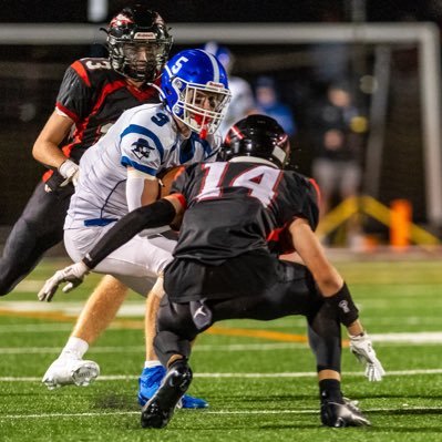 brayhill10's profile picture. Warwick football (2027) | WR, DB #14| 6’1 170lb | GPA 3.1 |4.6 40⚡️ |Phone # 570-900-4080 | Email: brayhill221@gmail.com | https://t.co/t3TlZTTKyX |