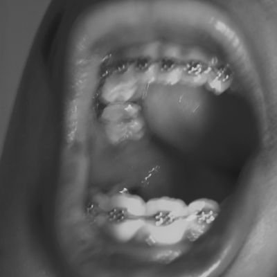 adrinas_archive's profile picture. 