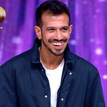 “Main funny hu ya bas free time zyada hai? You decide.” 🙇
