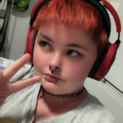 hi I’m hollow plz follow me and I’ll follow back I’ll be posting pictures of nature and of me and my fiancé and son :)