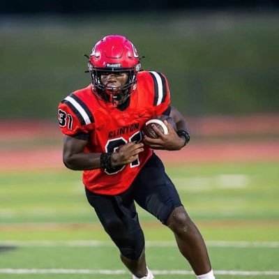 Braylen Brister Ath Clinton High School C/O 2028 Position: RB Height: 5’10 Weight: 185 40: 4.8 Gmail:braylenbrister2028@gmail.com