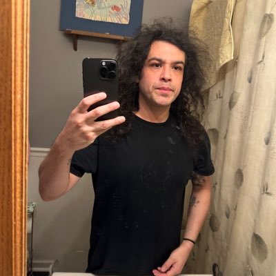 nealrodriguez24's profile picture. 🔥 shooting fire from your mouth 🔥                           🐉 just like a dragon 🐉