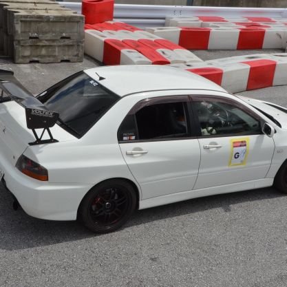 ガンダム好きが沖縄でガンダムみたいな車に乗ってます。
車歴ZC31S→DC5TypeR→CT9Aランエボ9
(4年目)