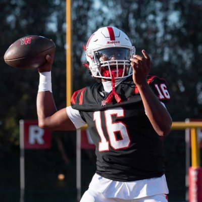 𝐁𝐞𝐥𝐢𝐞𝐯𝐞𝐫 ✝️ | 𝐇𝐚𝐫𝐯𝐚𝐫𝐝-𝐖𝐞𝐬𝐭𝐥𝐚𝐤𝐞 '𝟐𝟗 |🔝𝐐𝐁 🏈| 𝐆𝐨𝐥𝐟 ⛳| 𝐋𝐚𝐱 🥍| 𝐌𝐞𝐧𝐬𝐚💡𝐄𝐧𝐠𝐢𝐧𝐞𝐞𝐫 👨🏾💻 | 𝐀𝐜𝐭𝐨𝐫 🎬| 𝐏𝐨𝐞𝐭 📝