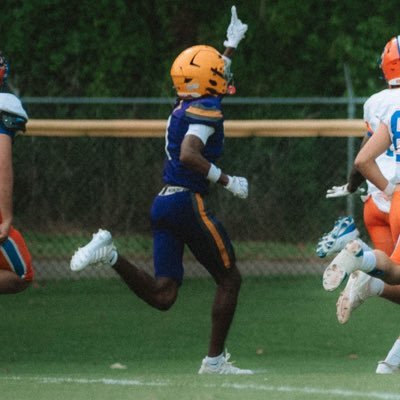 6’1.5| 155| 3.3 | St. Aloysius | 2028 | Cb email:cdevon18@icloud.com |4.65 40yd|ncaa Id: 2501486713 | https://t.co/3cQgzZdwKL 601-618-7637