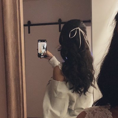 miakittenxo's profile picture. 