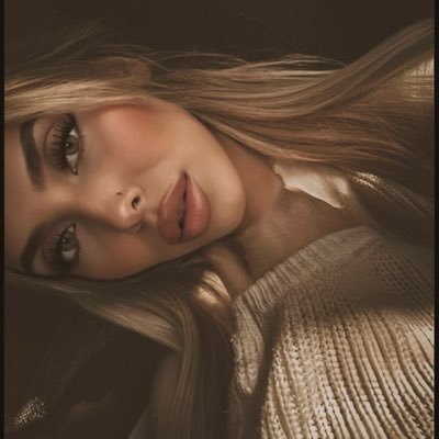 Confidence is the new currency i dont chase i attract $cashapp me $nessibeee if youre worthy