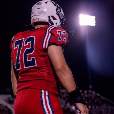 God, Family | @SAVeteransFBall c/o 2027 | 3.8 GPA | 6' 225 | C, G, LS | Football, Power Lifting, Track | https://t.co/bOkyV4iFvr