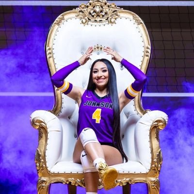 COMMITTED Lyndon B. Johnson HS 2026🎓|4.0 GPA| #4 Libero/DS 5'2 |Laredo Unity VC 17U|NHS| Bus. Admin.| Email: kperezgarcia44@gmail.com
McPherson Volleyball🐶❤️