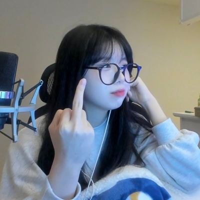 repentmfer's profile picture. nio
