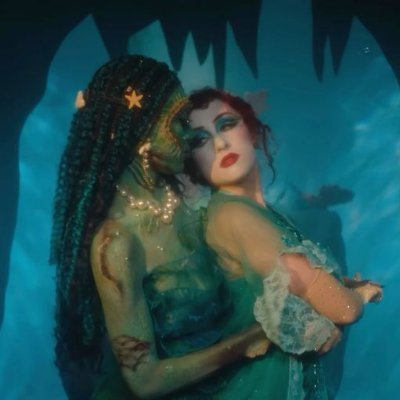 marina / marshy 𓇼 she/her 𓇼 18 𓇼 🇦🇺🇻🇪 𓇼 💗💜💙 𓇼 👩🏻❤️💋👩🏾🌟🐚
liberation for marginalised groups now.
multifandom ʚ♡ɞ multishipper