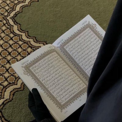 قَالَ رَسُولُ اللَّهِ ﷺ: « كُنْ فِي الدُّنْيَا كَأَنَّكَ غَرِيبٌ أَوْ عَابِرُ سَبِيلٍ » .. -رسائل يومية تُذكرك بالله ؛ إضغط جرس الإشعارات🔔💙.