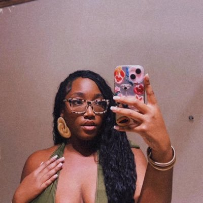 Modern day Whitley Gilbert, Gemini enthusiast | IG: aliyahyasmin | #NCATAlum