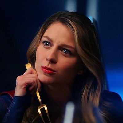 idk how to do bios but I’m gay for Kara Danvers and Lena Luthor / And they’re gay for eachother and I write abt it
