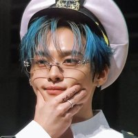 valee ♡☆ VI A SKZ EN VIVO❤️🇵🇪 (@linooo0dinooo0) 's Twitter Profile