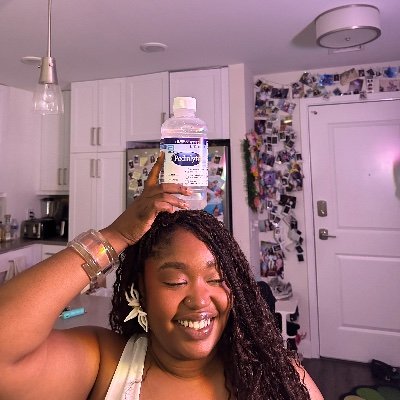 boogalouu's profile picture. Be yourself. Be consistent.