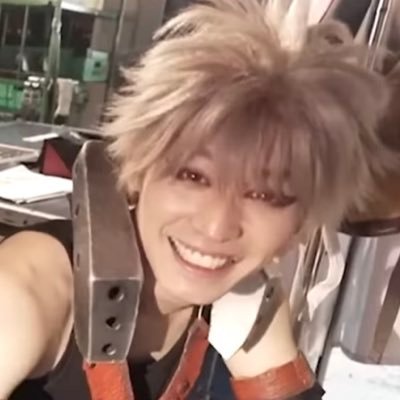 #sbtwt // #twtsystem // #knytwt // +the outsiders // Multifandom artist, and Planet X finatic! I ❤️ MY FOLLOWERS