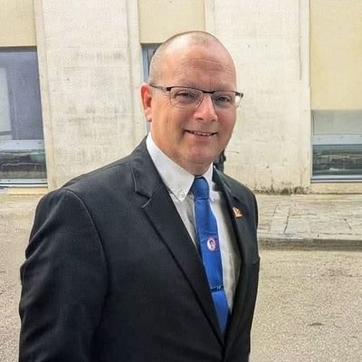 laurent44470's profile picture. Maître de Cérémonie Funéraire - Président du Comité Le Souvenir Français du Canton de Carquefou