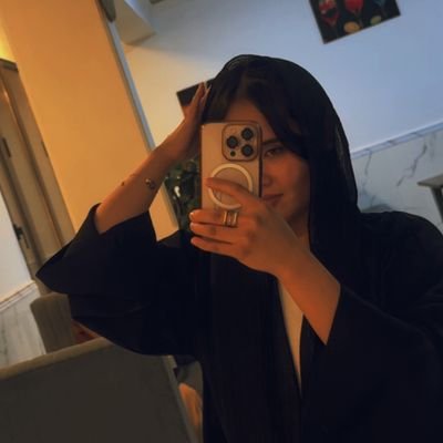 Goliinazari's profile picture. 