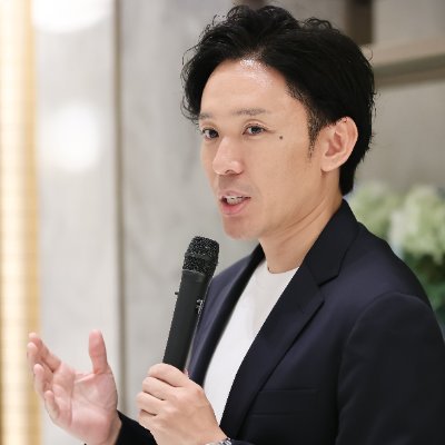 ◾️ ホワイト企業認定サービスを展開しています。→ホワイト企業とは、『家族や社会に応援される会社』を指します◾️選ばれる組織のつくりかたのヒント、組織で選ばれる人財の考え方のヒントを毎日お届け◾️「就活の食べログ」を創り出そうとクライアント5000社目指して活動です😊