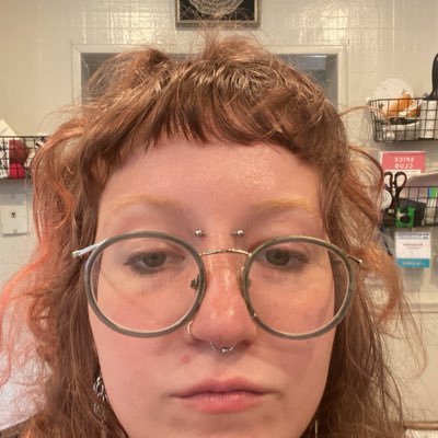♐︎☉ ♋︎ ☾ ♎︎⇡ | they/them | artist | english ma | labor organizer | neuroqueer | lovergirl | woefully starstruck