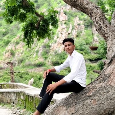prak5525's profile picture. 
