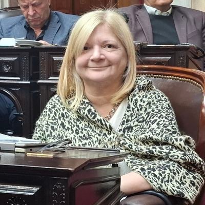 Diputada nacional por CABA
#LaLibertadAvanza
Abogada
Especialista en derecho penal UBA
Tu ne cede malis sed contra audentior ito
#ProVida
#RiverPlate