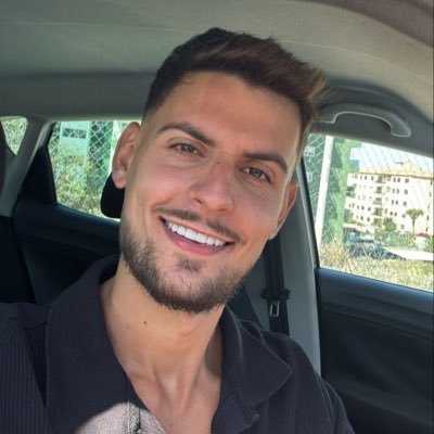nicolasplas98's profile picture.