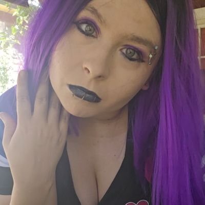 Cum Dump Size Queen 🥵 Funny, Nerdy, Punky, Chunky 😉 🤓
I can't answer DMs on social media 🌈
🌟 https://t.co/NQgkUnxpKN