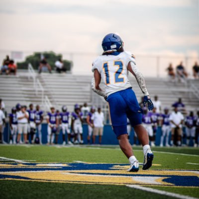 Class of 2027, MLB/FS, GPA: 3.7333, Vert 38, 40yrd:4.49, height 6’1, 198 lbs⭐️/Contact: 225-494-1218/ MicahLevy2027@gmail.com/