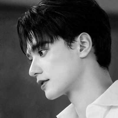 ✶ 𓂋 personal account ♡ @harit_keng @nampingnapat @domunditv | please don’t crop the logo or re-upload without permission | make friend dm kub! 𓂃⟢
