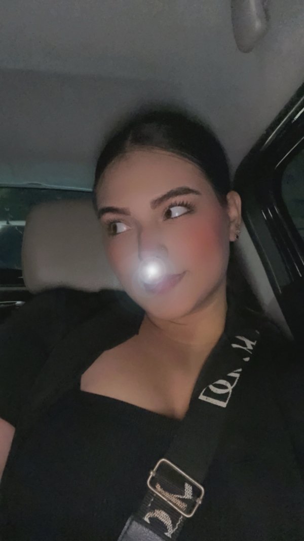 Follow me.🥰 I'll send you the latest photos and videos via DM..🔞
Want to experience the thrill of flirting?😘 Feel free to chat with me anytim💯
