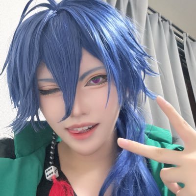 20↑/ほぼ🎤コスプレ垢/無言フォロー歓迎/最推し🎲の💛推しだけど全ディビにメロついている人です。よろしくお願いします!/ コス無し腐垢→@SIDGSR777/リトリン→ https://t.co/MYkNZlcoJ4