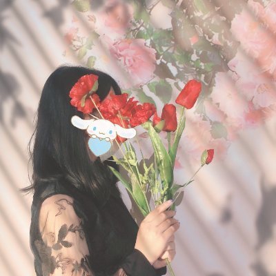 @hkrrrrruu の引越先。
演劇𝑳𝑶𝑽𝑬。
松田岳さん.北村沙羅さん.ブルーシャトル.劇団ひまわり微箱推し/早乙女友貴さん/染谷洸太さん/富田翔さん/飯田達郎さん/少年社中 etc. //
ゲームもゲーム実況も好きです。三人称さん/トシゾーさん etc.//
名探偵コナン 諸伏高明/雑多!!!!!