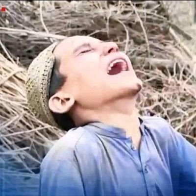 ویې پوښتل څۀ مطالعه کوي.
ومې ویل انسانیت، د ژوند روان او د انسان څهره!
💟✌💟
پوهیږمه چی اورپری دنمرود وژلی نشم!مښوکه کي دخپل اختیار اوبه راوړم لګیا یم!