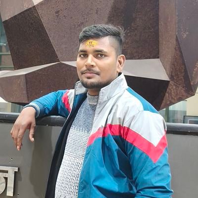यदा यदा हि धर्मस्य ग्लानिर्भवति भारत। अभ्युत्थानमधर्मस्य तदात्मानं सृजाम्यहम् ॥ परित्राणाय साधूनां विनाशाय च दुष्कृताम्। धर्मसं स्थापनार्थाय संभवैम् युगे युगे ॥