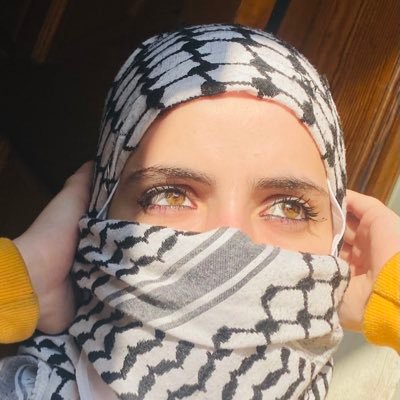 free Gaza 🇵🇸🇹🇷🧧🇨🇦 🇯🇵 🇳🇴 🇮🇳 🇲🇦 🇩🇿 🇧🇪 A mother of 3 children who lost their home and suffered from hunger, poverty and deprivation